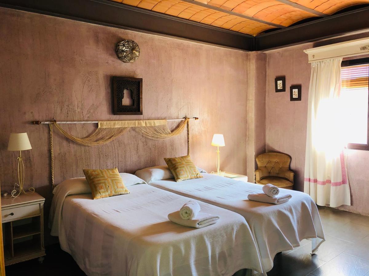 פינוס חניל Hotel Finca Aldabra מראה חיצוני תמונה